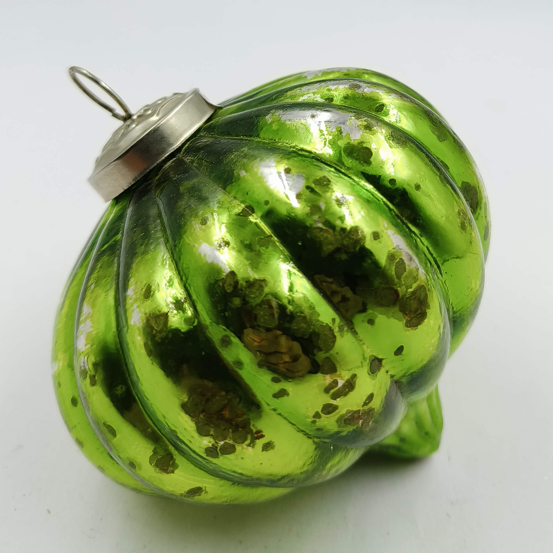 Shaba Glass Ornament, Green